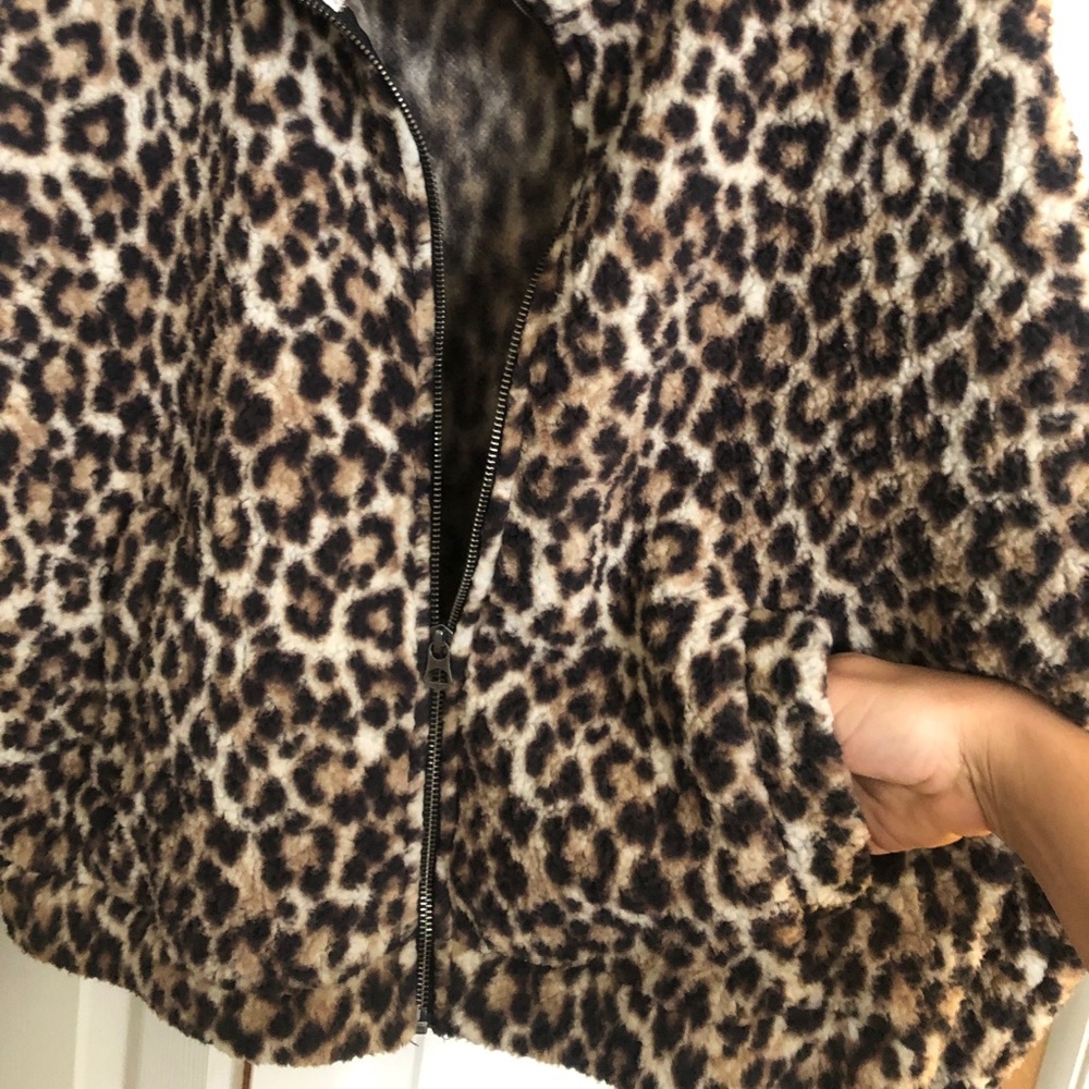 Plush AE Jacket - Picture 4 of 6
